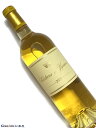 Château d'Yquem 甘口白ワイン　750ml [AOC］ソーテルヌ　特別第1級 [評　価］94点 The 2020 d'Yquem presents a fresh bouquet with aromas of white fruits, orchard fruits and mango, complemented by a hint of spring flowers. It’s perfectly balanced and moderately weighted compared to other vintages, making it a tense, penetrating d’Yquem. Despite the challenges of the growing season and a brief harvest (which began on September 30th and concluded on October 12th), d'Yquem's team managed to produce a mere 40,000 bottles, a modest yield in recent years. The Wine Advocate (Nov 01, 2023) 白い果物、果樹園の果物、マンゴーの香りに、春の花の香りが添えられたフレッシュなブーケを表現しています。他のヴィンテージと比べて完璧にバランスが取れており、適度な重みがあり、緊張感のある突き抜けたディケムとなっています。生育期と短期間の収穫（9月30日に始まり10月12日に終了）という課題にもかかわらず、ディケム氏のチームはわずか4万本しか生産できず、近年では控えめな収量となった。（直訳）■d'Yquem　ディケム 　1本の葡萄の木からグラス1杯のワインしか作らないディケム 　ボルドー最高峰の甘口白ワイン。 『シャトー・ディケムは、当地(ソーテルヌ)のそのほかのシャトーの 　上にそびえたち、すばらしく豊かで特徴的な、独特のワインをつく 　っている。私から見て、イケムはボルドーのなかでも唯一無比の偉 　大なワインである。』 　講談社 『BORDEAUX ボルドー 第3版』