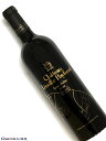 Château Léoville Poyferré 赤ワイン　750ml [AOC］サンジュリアン　第2級 [評　価］94+点 A rich, powerful wine, the 2020 Léoville Poyferré offers up aromas of sweet berries, blueberry liqueur, exotic spices, incense and creamy new oak. Full-bodied, broad and layered, it's deep and concentrated, its ample core of fruit only partially concealing a hefty payload of sweet, powdery, generously extracted tannin. Poyferré is generally the most flamboyant and demonstrative of the three Léovilles, but in 2020, it's chunkier, broader shouldered and more brooding than usual. The Wine Advocate(Apr 07, 2023) リッチで力強いワイン、2020レオヴィル ポワフェレは、甘いベリー、ブルーベリー リキュール、エキゾチックなスパイス、香、クリーミーな新樽の香りを漂わせます。フルボディで幅が広く、層状で、深くて濃縮されており、その豊かな果実の核は部分的にしか隠されていない、大量の甘くてパウダリーな、たっぷりと抽出されたタンニンを隠しています。ポワフェレは一般に、3つのレオヴィルの中で最も華やかで実証的ですが、2020年は例年よりもずんぐりしていて肩が広く、陰気な印象です。（直訳）■Leoville Poyferre レオヴィル ポワフェレ 『3つのレオヴィルの中では最も知名度が低い。1980年代の終わり頃 　までは出来にムラがあったが、徐々により誉れ高い2つの兄弟と肩 　を並べるワインをつくるようになってきた。改善が見られるように 　なったのは1990年代初め以降のことである。』 　美術出版社 『BORDEAUX ボルドー 第4版』 &nbsp;