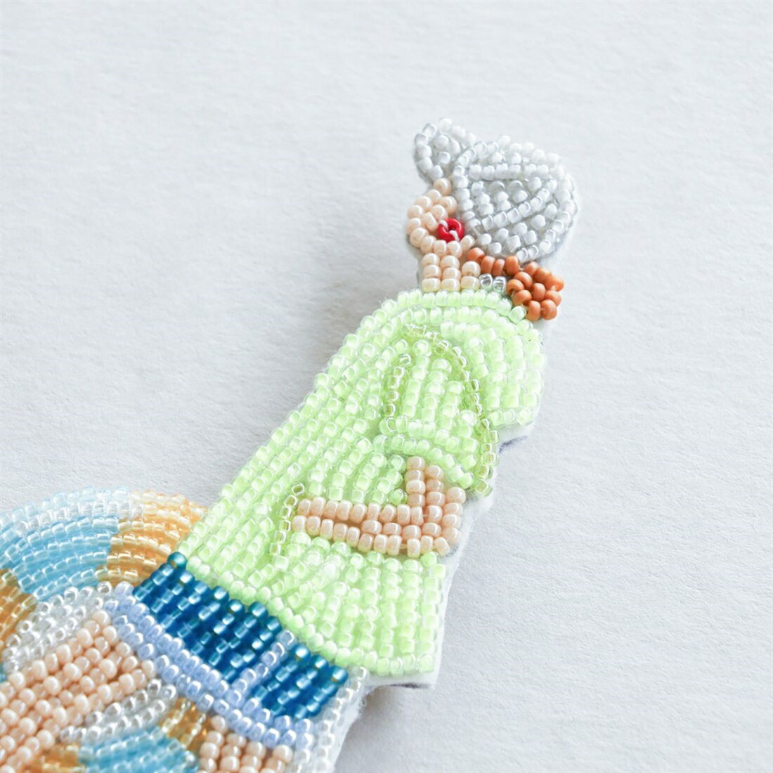 MIYUKI おでかけブローチキット ビーズ刺しゅうブローチキット 日本製 初心者向け 刺繍キット フェルト付き ブローチ 手作り 簡単 おしゃれ かわいい ギフト 3