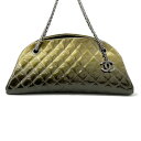 シャネル チェーンショルダーバッグ ココマーク マドモアゼル チェーンボーリングバッグ パテントレザー CHANEL バッグ 【安心保証】 【中古】 シャネル バッグ CHANEL BAG
