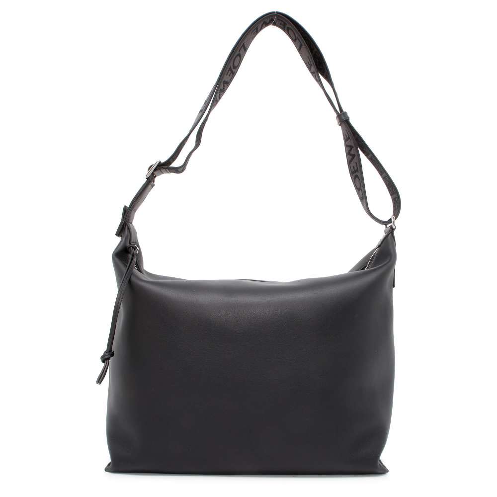 ロエベ ショルダーバッグ キュービィ カーフレザー B906K70X01 LOEWE バッグ 黒 【安心保証】 【中古】 ロエベ バッグ ロエベ LOEWE BAGのサムネイル
