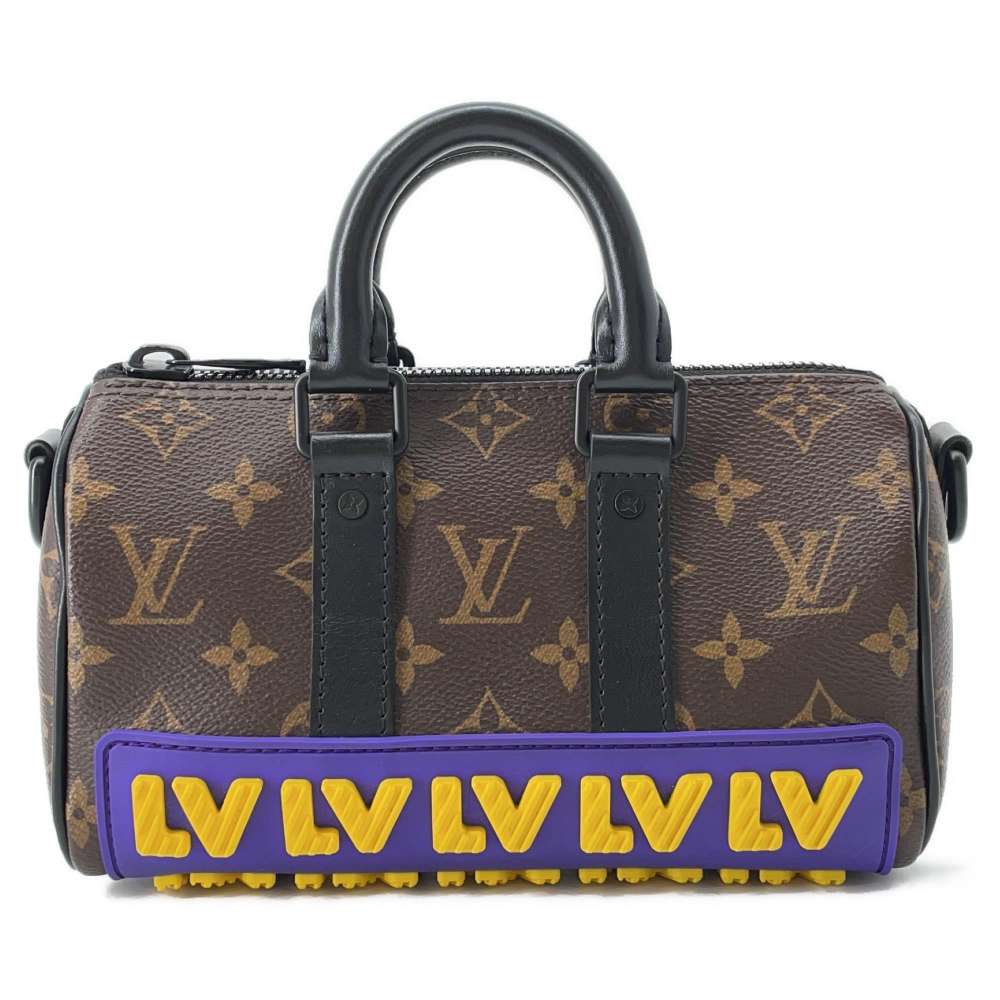 ルイヴィトン ハンドバッグ モノグラム/LVラバー キーポルXS M45788 LOUIS VUITTON 黒 ブラック 【安心保証】 【中古】 ルイ・ヴィトン バッグ モノグラム メンズ LOUIS VUITTON BAG 中古のサムネイル
