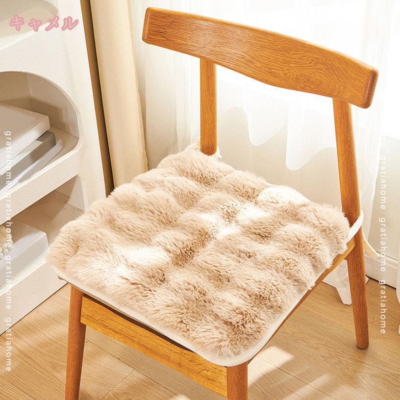 500円OFFクーポン ダイニングチェア用 座布団 椅子シート 椅子クッション チェアパッド 座面クッション 滑り止め 洗える 座り心地いい 秋冬用 ふわふわ ボア ひも付き 暖かい 快適 おしゃれ マット あたたかい オフィス 在宅勤務 自宅 gratiahome [3]