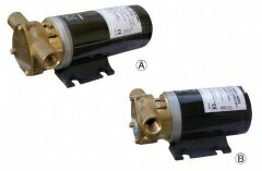 ■商品名：インペラーポンプ/Aタイプ ■ブランド：JABSCO 【パーツNo】 ・OS-90577：12V ・OS-90578：24V ※画像左上がサンプル画像と成ります。 【モデル】 ・OS-90577：12V ・OS-90578：24V 【サイズ】 ・自力吸水：2.4m ・給排水口径：25mm（真鍮部の外形） ・最大流出量：44L/min ・電流：12V、25A、24V、15A ・寸法：220x120x90mm ・重量：3.6kg ・吸入：吐出口径→1/2"NPTネジ ■数量：1個 ■状態：新品 【コ メ ン ト】 流し、シャワー、デッキ洗浄などに 使用する断続作動用のインペラポンプです。