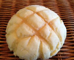 【楽天市場】【めろんぱん】菓子パンの定番！：京都パン屋GREEN