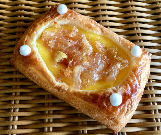 【りんご＆安納芋クリーム】安納芋のクリームに自家製りんごジャムを使用したデニッシュパン