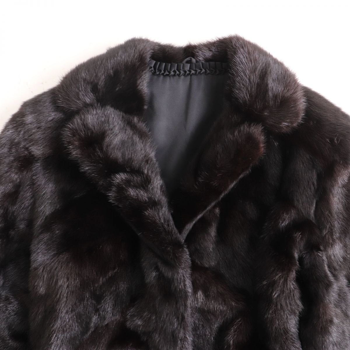 極美品●MINK ミンク デザイン 本毛皮ショートコート ジャケット ブラック（ダークブラウンに近い） 11号 毛質艶やか・柔らか◎【中古】