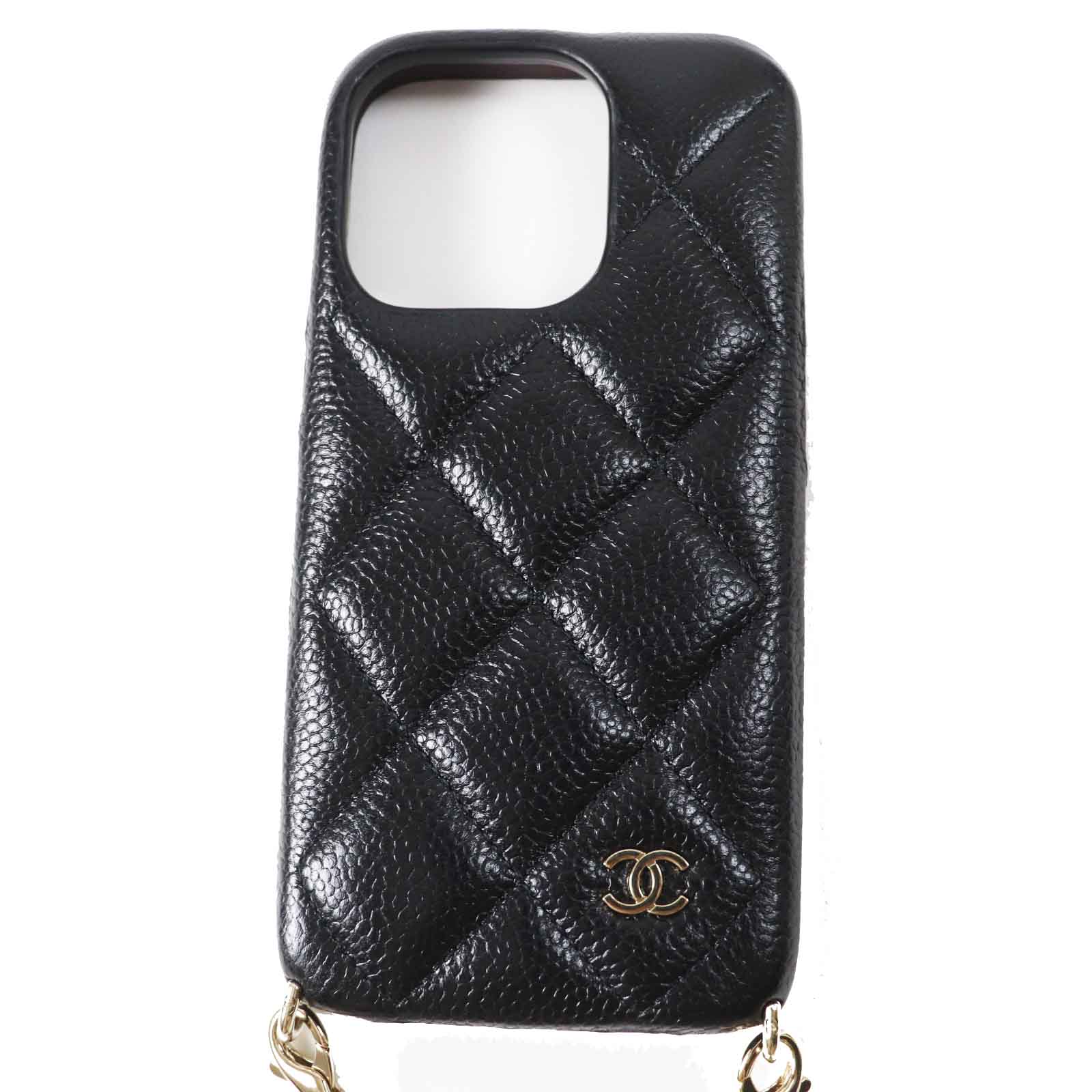 極美品◎CHANEL シャネル キャビアスキン マトラッセ チェーンショルダー付き iPhoneケース ブラック ゴールド金具 14PRO 箱・保存袋付き イタリア製 レディース【中古】のサムネイル