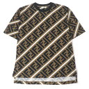 美品□FENDI フェンディ FS7011 コットン100% FFロゴ ズッカ 総柄 クルーネック 半袖Tシャツ カットソー ブラウン S イタリア製 正規品 ...