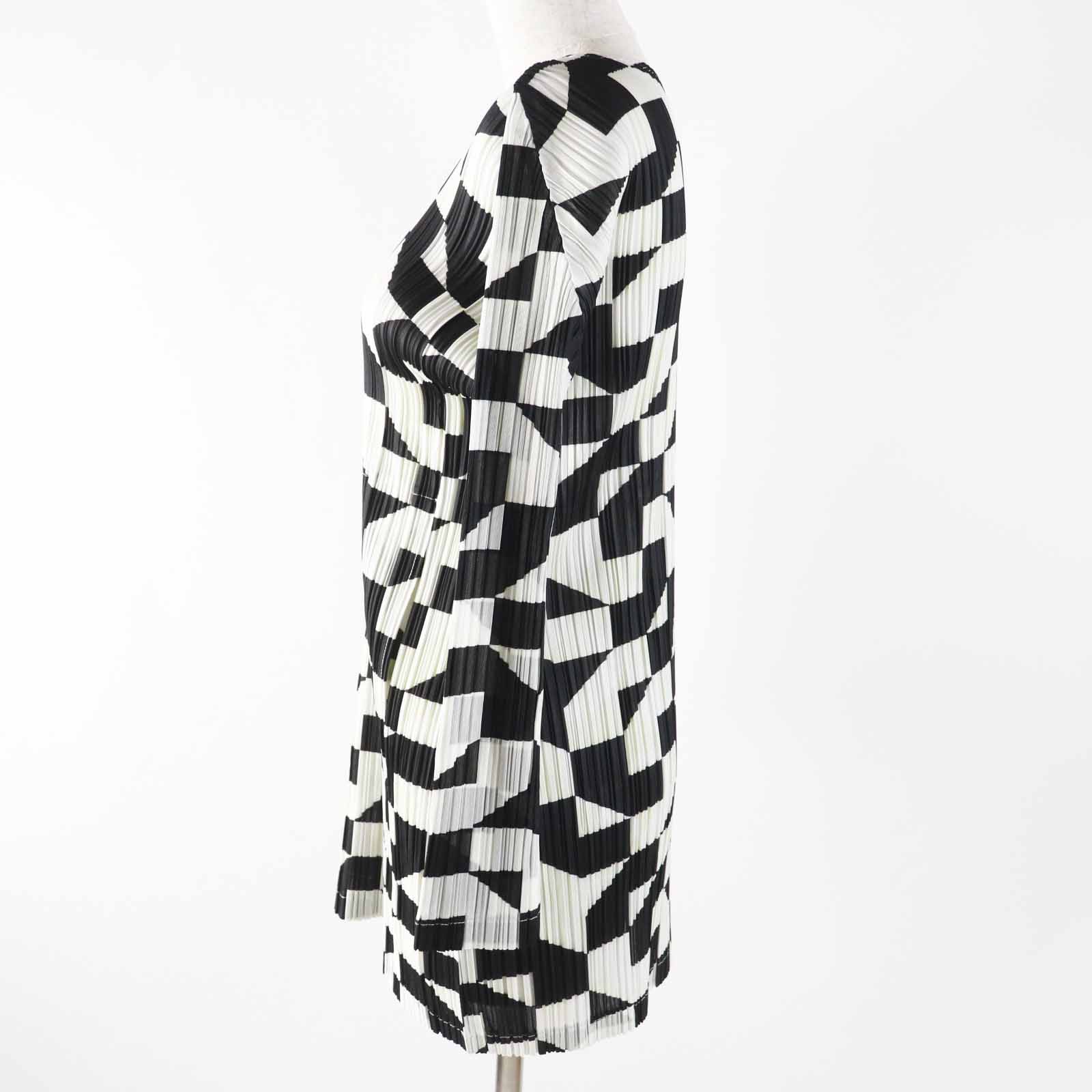 極美品◎PLEATS PLEASE プリーツプリーズ イッセイミヤケ 総柄 Vネック チュニック ブラック ホワイト ライトグリーン 3 日本製 正規品 レディース【中古】