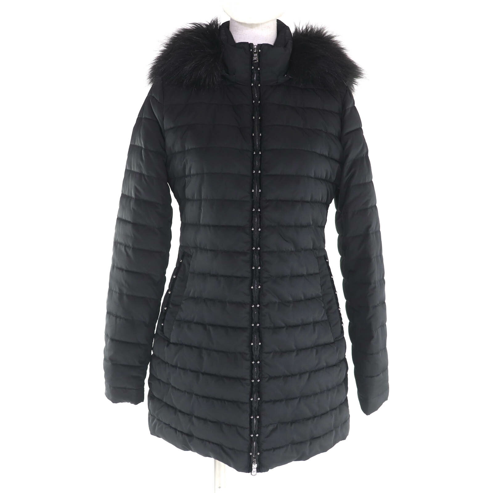 美品★EMPORIO ARMANI エンポリオ アルマーニ 6Z2B76 2NAGZ フェイクファー・フード・ロゴ金具付 スタッズ装飾 ZIP UP 中綿 コート ブラック 40 正規品 レディース【中古】