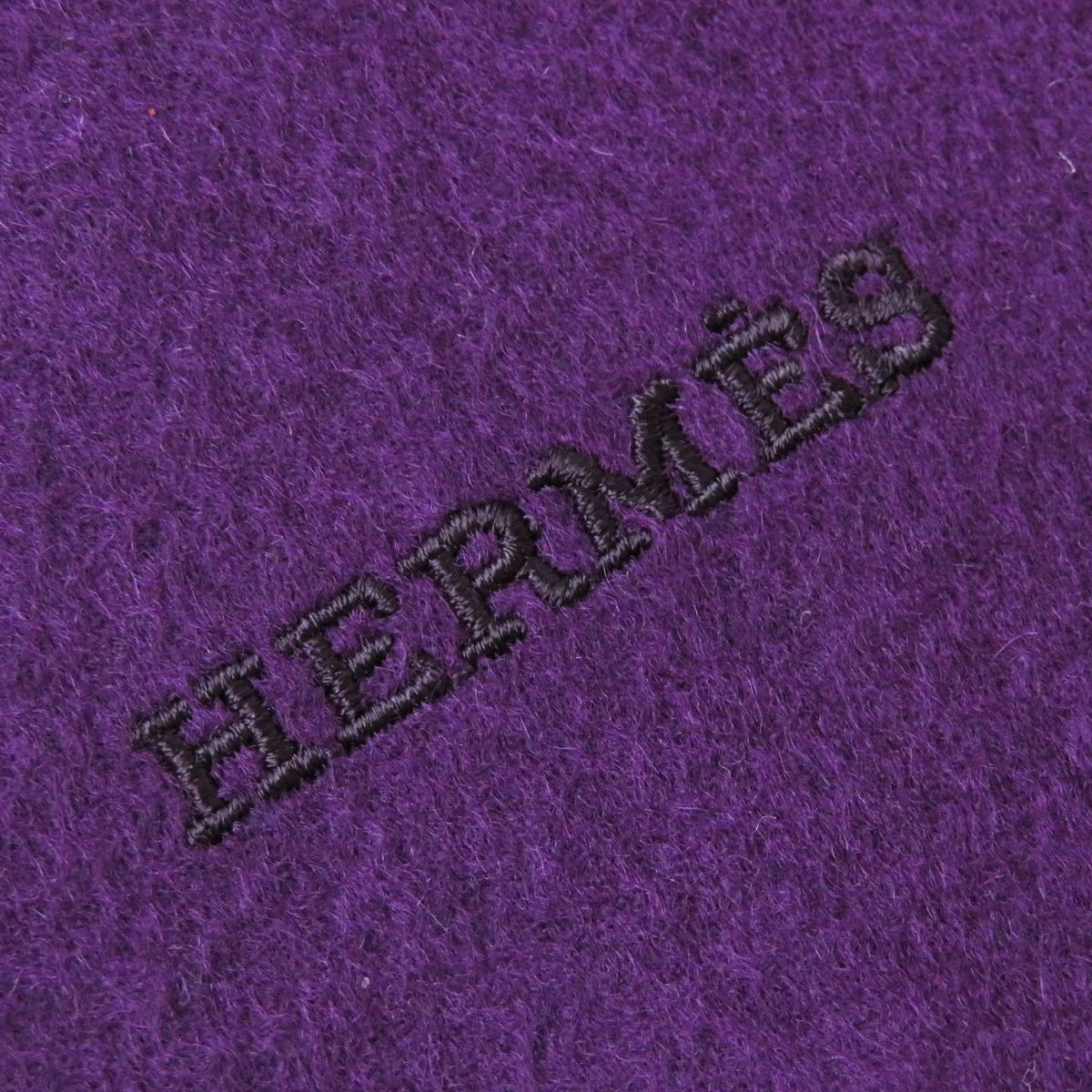 極美品△HERMES エルメス レディース ロゴ刺繍入り カシミヤ100% フリンジ 大判ストール／ショール パープル 紫 スコットランド製【中古】