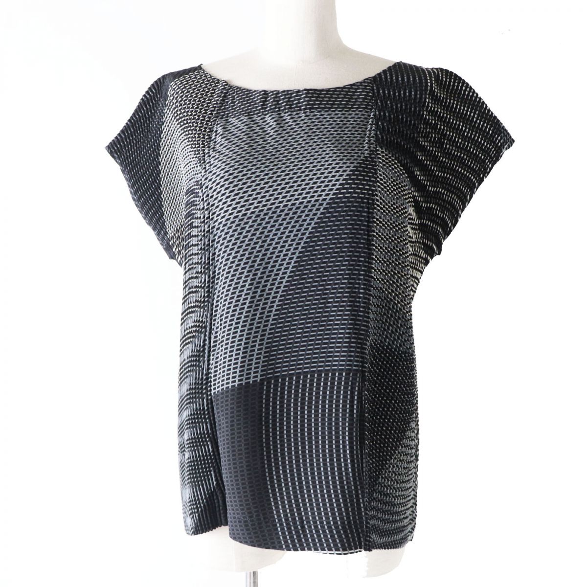 極美品◎正規品 ISSEY MIYAKE イッセイ