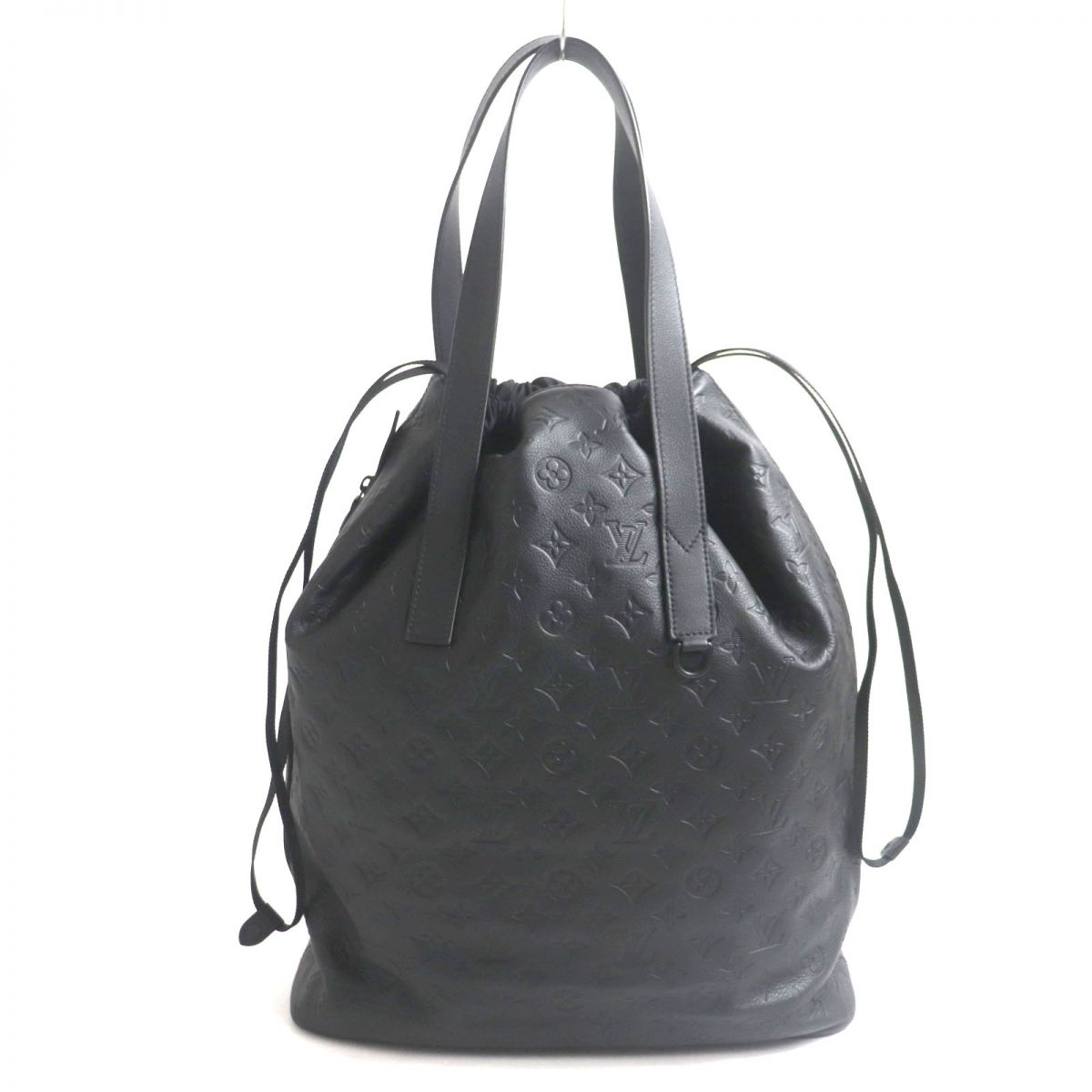 極美品▼ LOUIS VUITTON ルイヴィトン M46554 モノグラム・シャドウ ヘルメットバッグ 巾着/ドローストリング開閉式 ブラック イタリア製 メンズ【中古】のサムネイル
