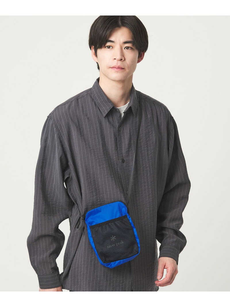 【予約商品について】 ※「先行予約販売中」「予約販売中」をご注文の際は予約商品についてをご確認ください。■重要なお知らせ※ 当店では、ギフト配送サービス及びラッピングサービスを行っておりません。ラッピング・ギフト配送について同時に複数の商品を注文された場合メーカー希望小売価格について置き配についてご利用ガイドUNITED ARROWS green label relaxing（ユナイテッドアローズ グリーンレーベルリラクシング）＜snow peak＞サコッシュ ショルダーバッグ■WEB限定展開商品■NewStandardSacoche■デザイン必需品を持ち運びやすいちょうどいいメインスペース、ロゴがさりげなく透けて見えるメッシュのフロントポケット付き。ナイロンリップストップ素材を使用した気軽に使いやすいアイテムです。■メーカー品番：NSD-AC-25AU004＜snowpeak（スノーピーク）＞＜snowpeak＞は1958年に設立された新潟県三条市に本社を置くアウトドアブランドです。創業以来、オートキャンプ製品を中心にハイエンドで高品質なアウトドア用品、キャンプギアの開発・製造・販売を展開。ユーザーのニーズに応えるデザインと機能性を追求し、豊かなアウトドア体験を提供をしています。【注意事項】※商品に「取り扱い上の注意書き」、「洗濯表示」がございます場合は、使用前に必ずご確認ください。※商品画像は、光の当たり具合やパソコンなどの閲覧環境により、実際の色味と異なって見える場合がございます。あらかじめご了承ください。※商品の色味の目安は、商品単体の画像をご参照ください。お問い合わせの際は、ユナイテッドアローズ　カスタマーサービスデスクまで下記の品名/品番をお申し付け下さい。品名：SC★★SNOW/PNSDサコッシュ品番：32325000007型番：32325000007-75-00 RH5585【採寸】FREE：幅13.5 高さ20 マチ5 ショルダー部分67ー120 重量(g)50商品のサイズについて【商品詳細】-素材：-サイズ：FREE-※画面上と実物では多少色具合が異なって見える場合もございます。ご了承ください。商品のカラーについて