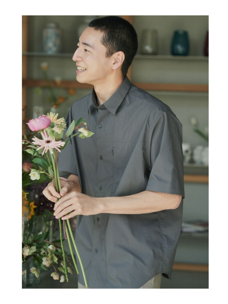 乐天商城 - WONDER CLOTH ジャストルーズ レギュラーカラー 半袖 シャツ -ストレッチ・接触冷感・吸水速乾- UNITED ARROWS green label relaxing ユナイテッドアローズ グリーンレーベルリラクシング トップス シャツ・ブラウス グレー ブラック【送料無料】[Rakuten Fashion]