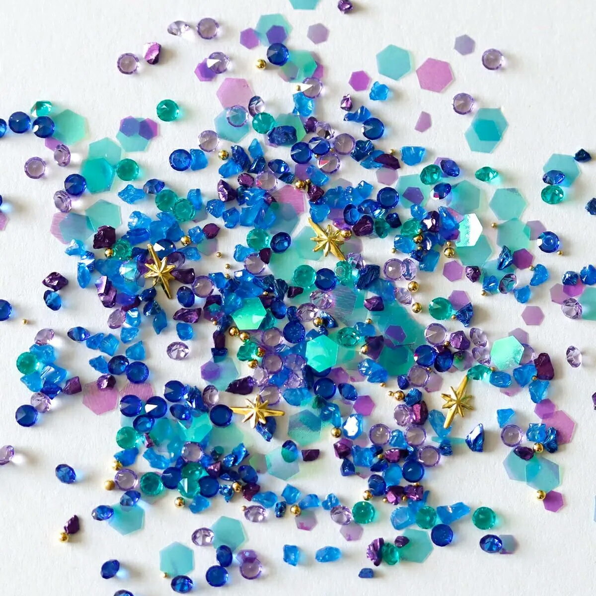 ■【数量限定プレゼント価格】1円封入 GreenOceanオリジナル♪《アレキサンドライト》おひとりさまお一つ レジン封入素材 封入パーツ まさるの涙