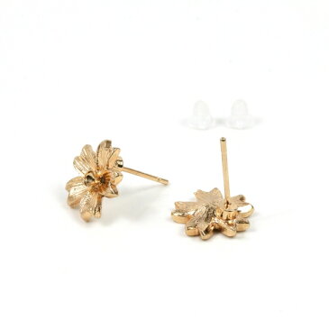 【ピアス・イヤリング】1ペア サクラ 《きれいめゴールド》[オトナ 花 桜 さくら 春 アクセサリー 金具 pair]