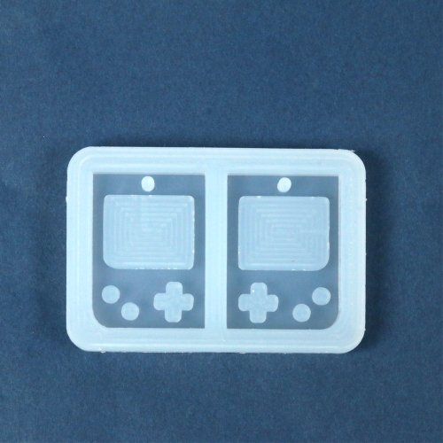 【シリコン型・モールド】ゲーム機のカシャカシャ2 シリコンモールド レジン型 ゲームボーイ UVレジン LEDレジン カプセル シェイカーモールド 3D 手芸 カシャカシャ中身が動く カプセル GK 2