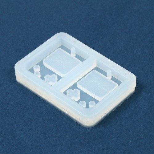 【シリコン型・モールド】ゲーム機のカシャカシャ2 シリコンモールド レジン型 ゲームボーイ UVレジン LEDレジン カプセル シェイカーモールド 3D 手芸 カシャカシャ中身が動く カプセル GK 3