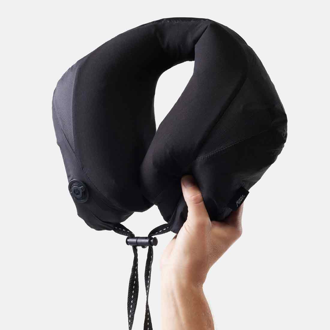 【国内正規品】 マタドール ブラックアウトトラベルピロー 旅行用 携帯まくら MATA...
