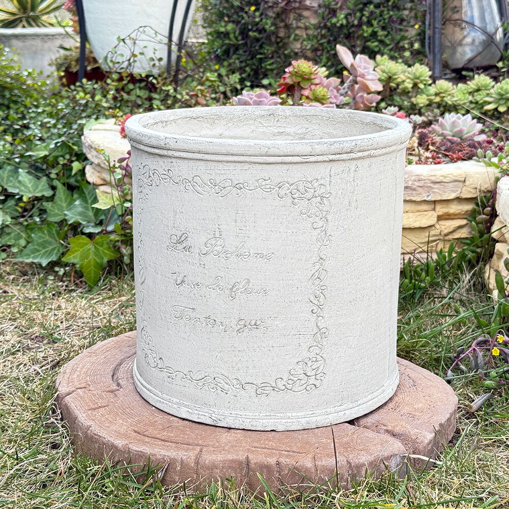 丸型のかわいいプランター ホワイト(内径20Φcm) ボヘームラウンドSW(GF4873) おしゃれ/穴あり/グラスファイバー/プランター/ガーデニング/寄せ植え/花/多肉植物/サボテン/観葉植物/カントリー雑貨/プレゼント/ギフト/アンティークのサムネイル