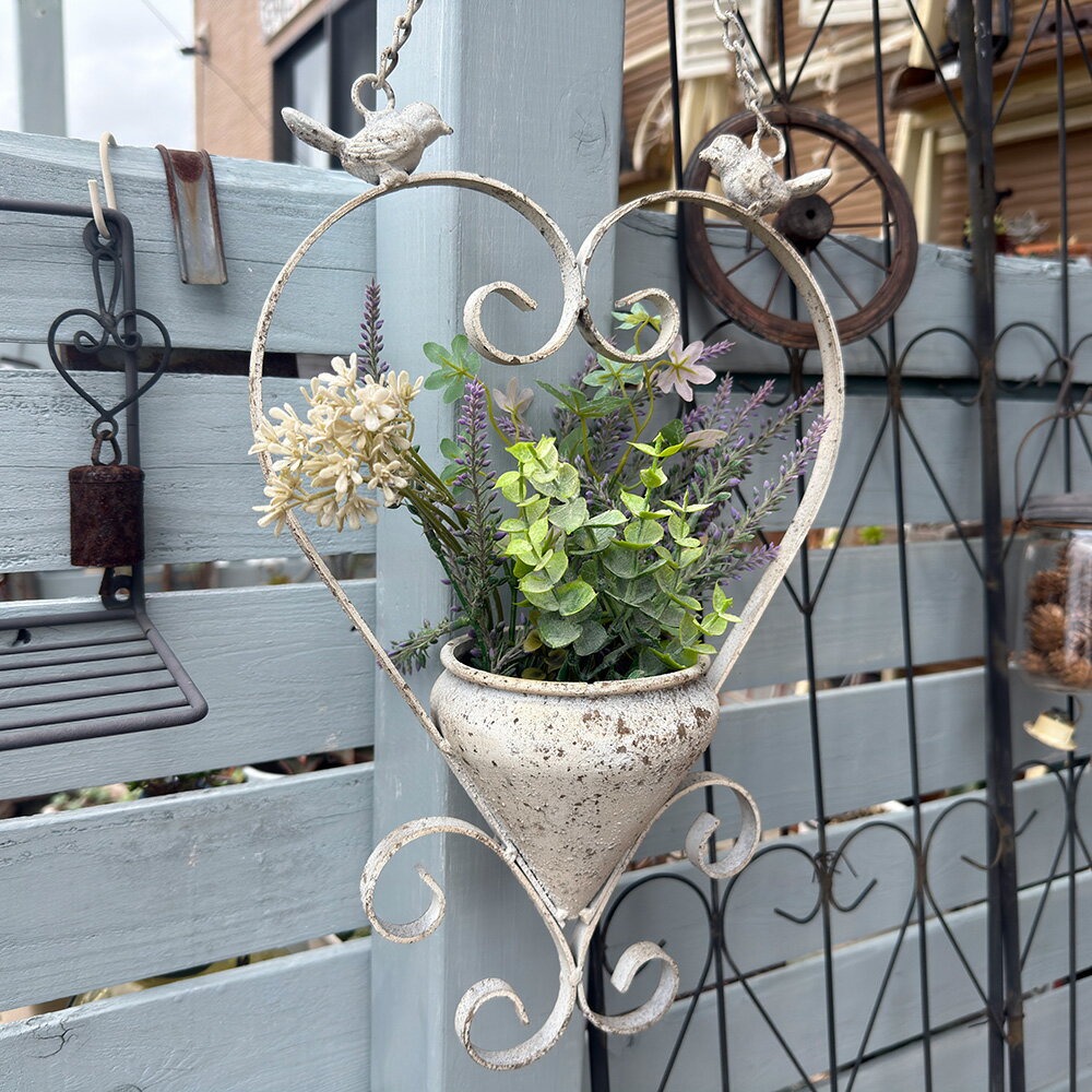 アンティーク風ハンギングブリキプランター (内径10Φcm) オワゾークープルハングW (UF551）ホワイト/鳥/吊り下げ/壁掛け/ブリキプランター/おしゃれ/屋外/穴あきプランター/ガーデニング/植木鉢/ジャンクガーデン/寄せ植え/観葉植物/ギフト/プレゼント/友膳のサムネイル