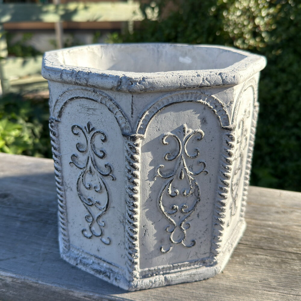 [エントリーでポイント5倍 11/4 20時〜]ラフリーズポットM(TG820)　プランター(底穴あり)/おしゃれ/屋外/ガーデニング/植木鉢/ジャンクガーデン/多肉植物/花/寄せ植え/観用植物/カントリー雑貨/プレゼント/ギフト/アンティーク/友膳/you-zenのサムネイル