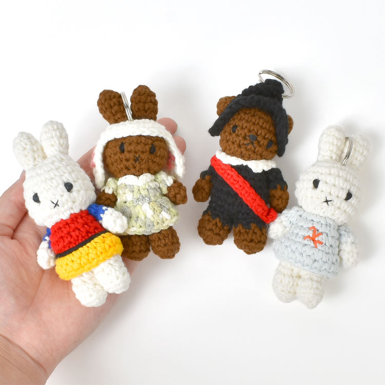 JUST DUTCH ジャストダッチ ミッフィー キーホルダー miffy 名画 ミュージアムアウトフィット ボリス メラニー キーリング キーチャーム マスコット 真珠の耳飾りの少女 ミルクメイド ゴッホ ひまわり イザベラ ヨンギュ モンドリアン ナットワット かわいい プレゼント 2