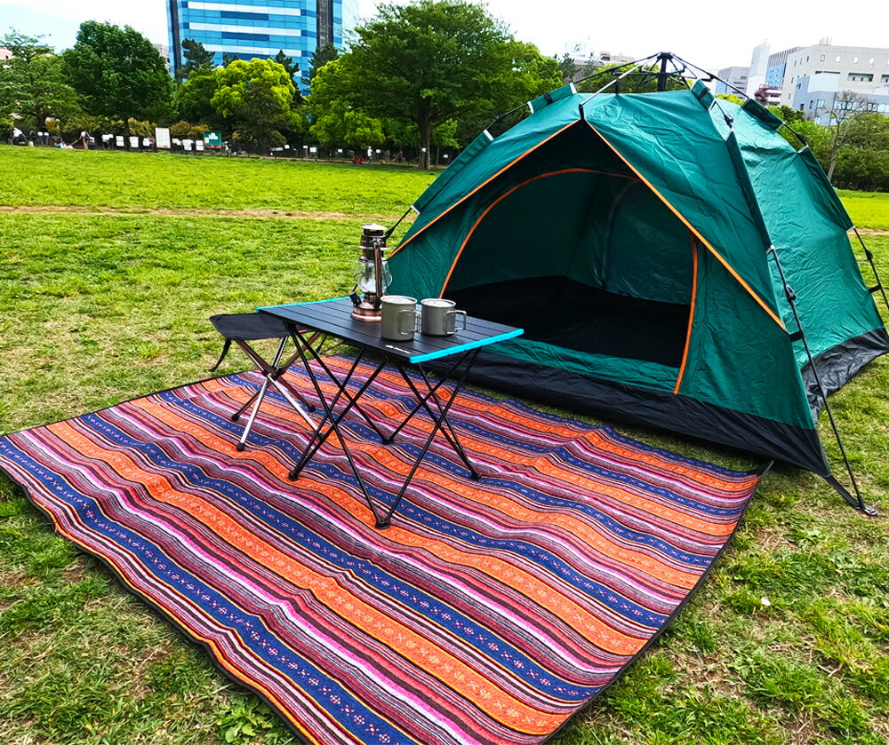 ◆送料無料◆ アウトドアマット レジャーシート レジャーマット 寝袋用マット キャンプ パッドレジャー アウトドアマット テント泊 超軽量 保温 IXPE素材 アルミフィルム ポータブル 花見・キャンプ・ヨガ・ピクニック・登山・ハイキング BKBK通販格安セール情報 楽天 通販