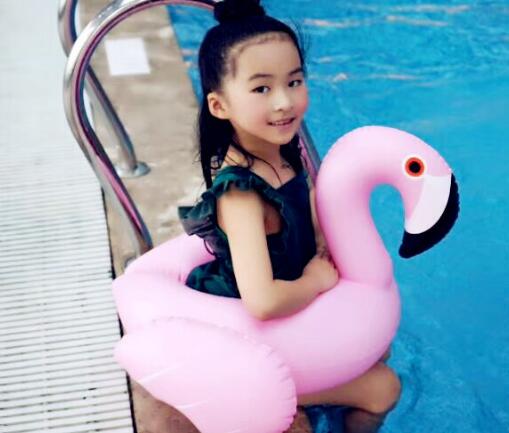 キッズ フラミンゴ 浮き輪アイテム登場 プール用品 海で遊び浮き輪(T)