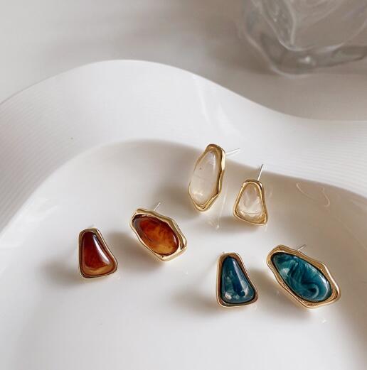 ピアス アクセサリー 樹脂 ビンテージ フランス風 レディース 韓国 ファッション 雑貨 かわいい  ...