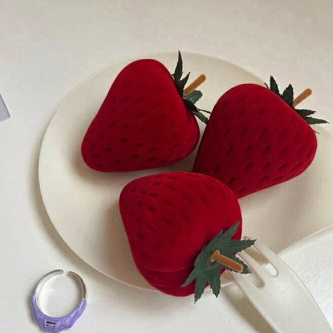 リングケース 指輪ケース イチゴ 可愛い 韓国 ファッション 雑貨 かわいい おしゃれ 北欧 送料無料 [K] (T)