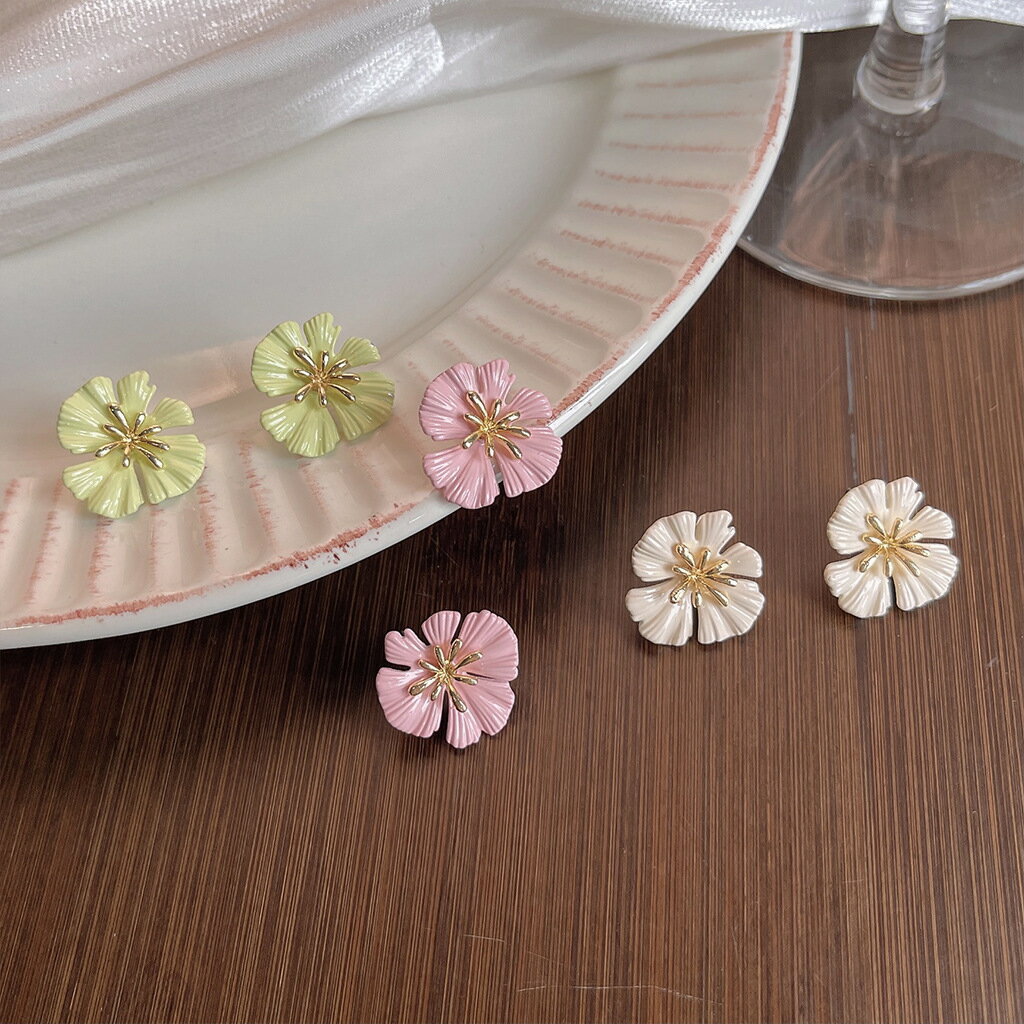 ピアス アクセサリー お花 デザイン 3色 韓国 ファッション 雑貨 かわいい おしゃれ 北欧 送料無料 [K]..
