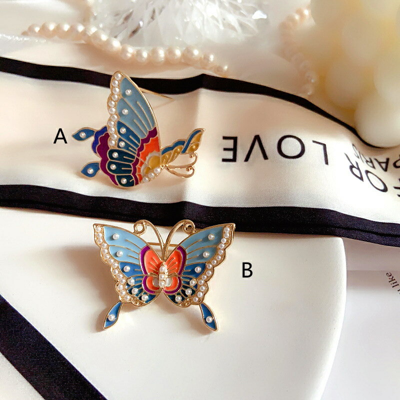 ブローチ 蝶々 ビンテージ 欧米風 韓国 ファッション 雑貨 かわいい おしゃれ 北欧 送料無料 [K] (T)