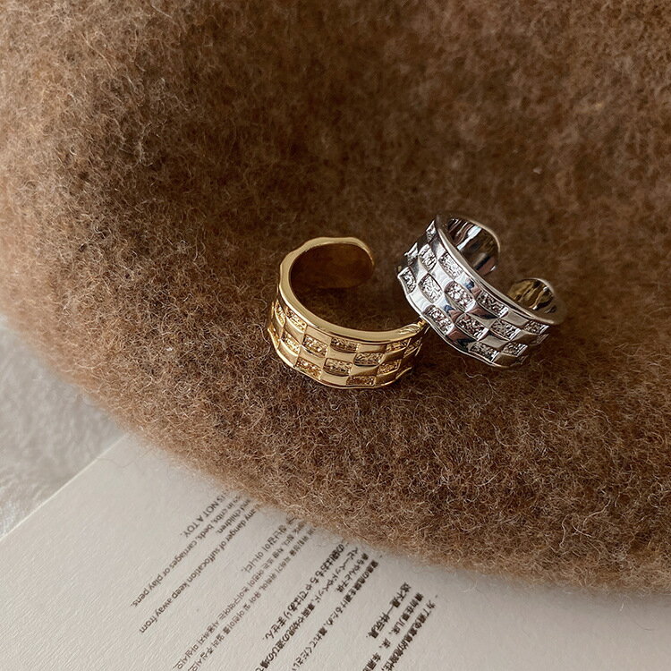 ☆手作り、海外生産の為、多少の柄ずれ、キズ、汚れがある場合がございますので、予めご了承ください。☆ 背景の小物等は撮影の為のイメージですので商品には含まれません。☆照明の具合で実際とは色合いが異なる場合がございます。☆通常、商品準備は7-1...