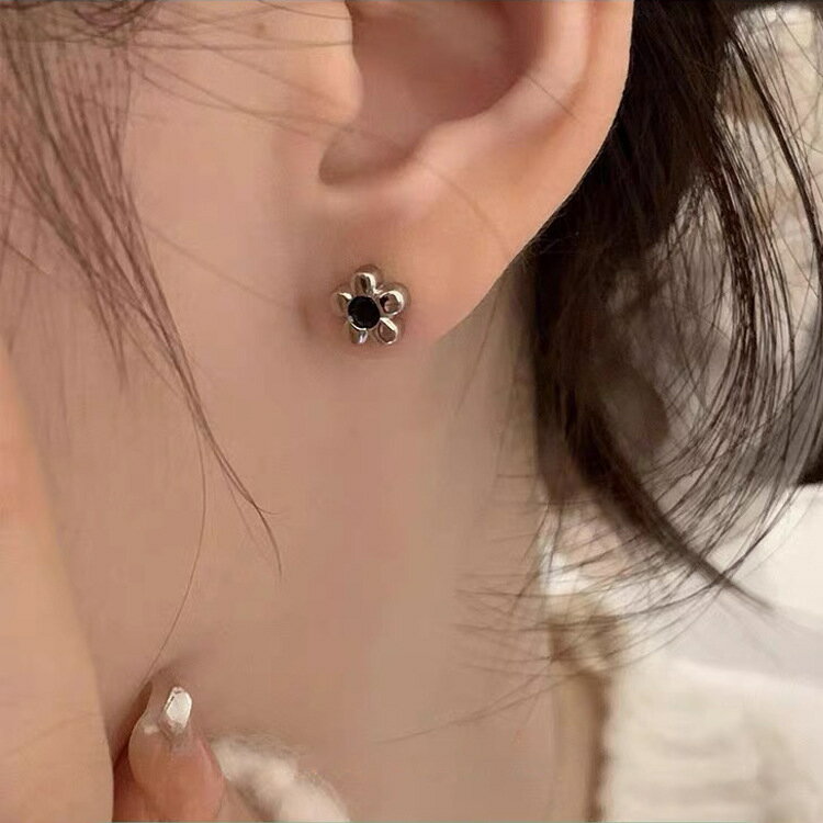 ピアス お花 ミニ アクセサリー シルバーポスト 韓国 ファッション 雑貨 かわいい おしゃれ 北欧 ...