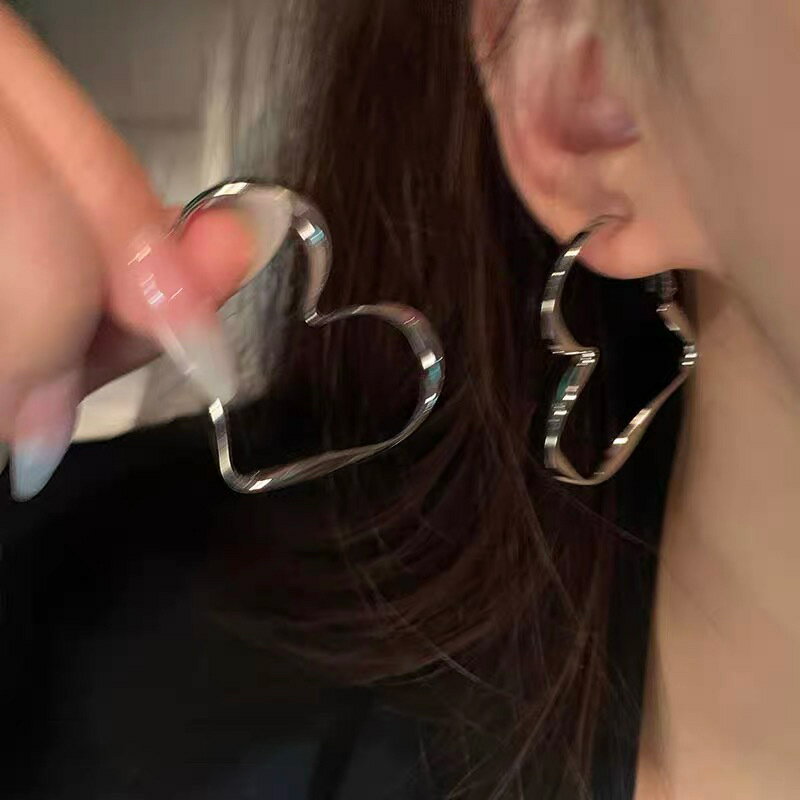 ピアス アクセサリー ハート ビッグ 韓国 ファッション 雑貨 かわいい おしゃれ 北欧 送料無料 [K] (T)のサムネイル