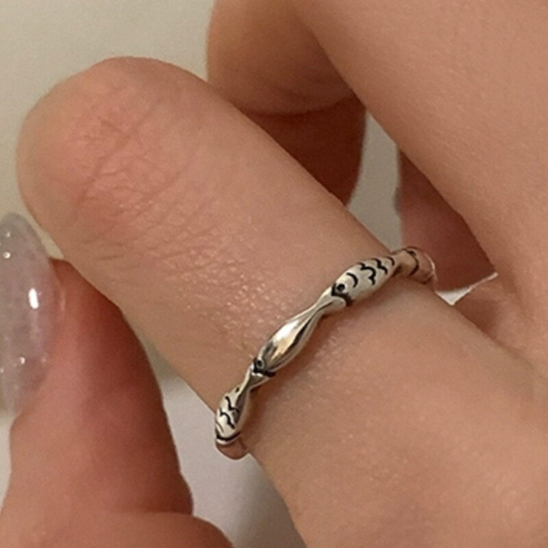 魚デザインのシルバーリング (T)