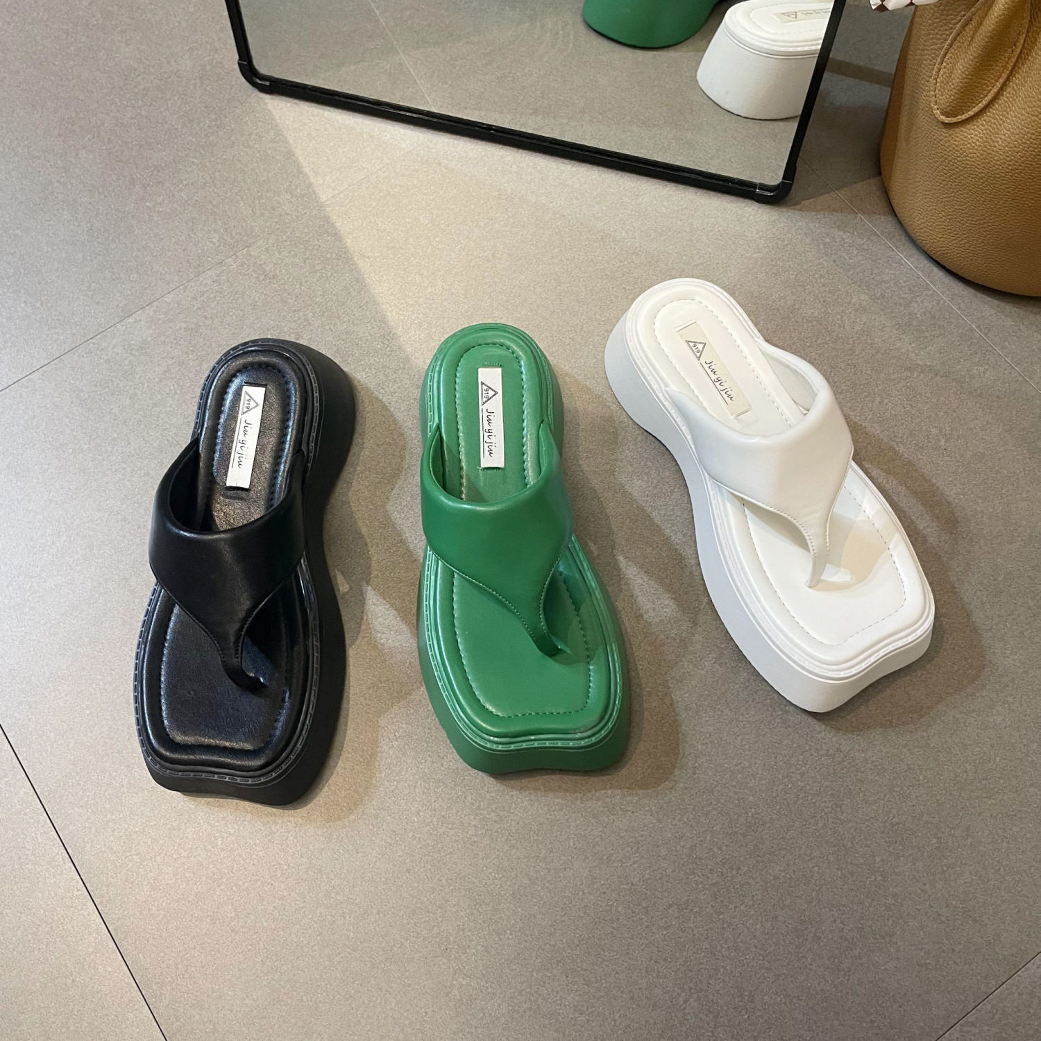 厚底サンダル トングサンダル スリッパ レディース 出掛け 韓国 ファッション 雑貨 かわいい おしゃれ 北欧 送料無料 [K] (T)のサムネイル