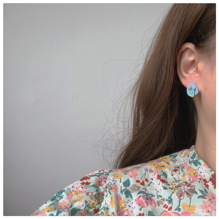 チューリップデザインピアス・イヤリング (T)