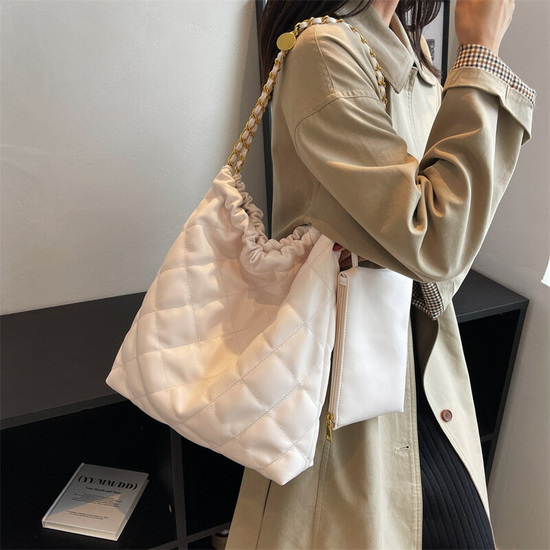 トートバッグ キルティング ポーチ付き レディース デザイン 韓国 ファッション 雑貨 かわいい おしゃれ 北欧 送料無料 [K] (T)