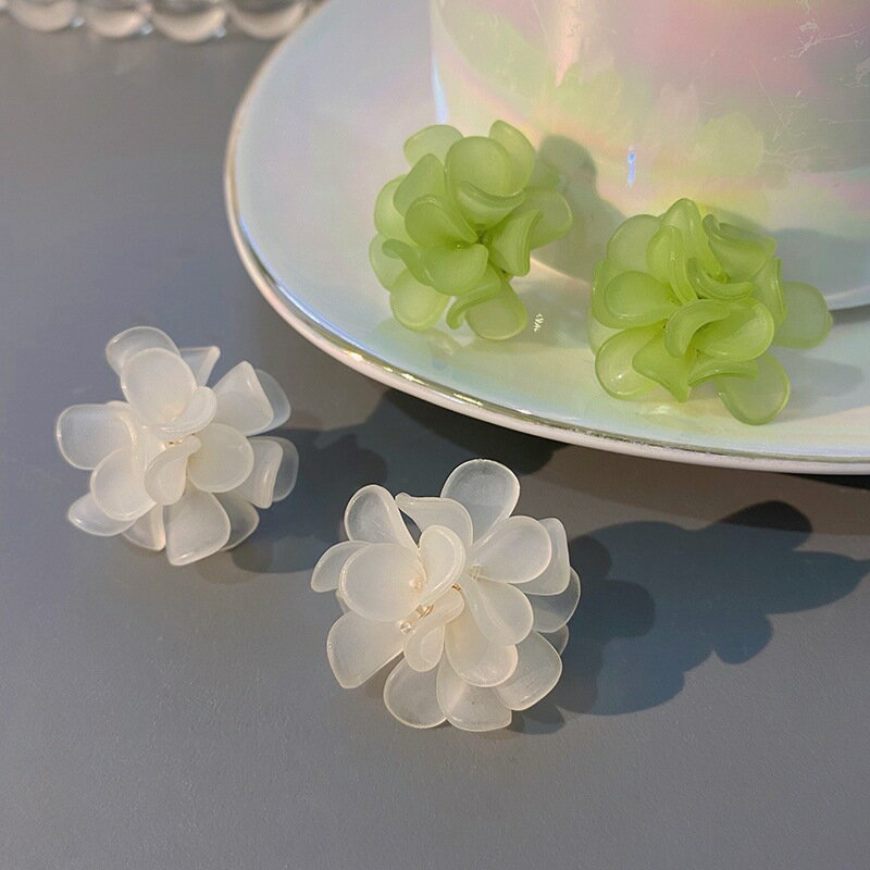 Cubic Zirconia - ピアス フラワー 立体 アクセサリー デザイン 韓国 ファッション 雑貨 かわいい おしゃれ 北欧 送料無料 [K] (T)