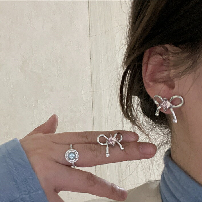 乐天商城 - ピアス アクセサリー 蝶結び ストーン ビンテージ 韓国 ファッション 雑貨 かわいい おしゃれ 北欧 送料無料 [K] (T)