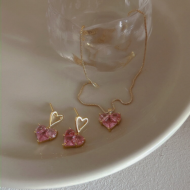 Rakuten - ハートアクセサリー　ジルコニアピアス＆ネックレス (T)