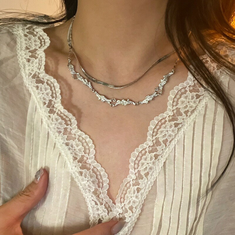 ネックレス アクセサリー レディース 個性 デザイン 韓国 ファッション 雑貨 かわいい おしゃれ 北欧 送料無料 [K] (T)