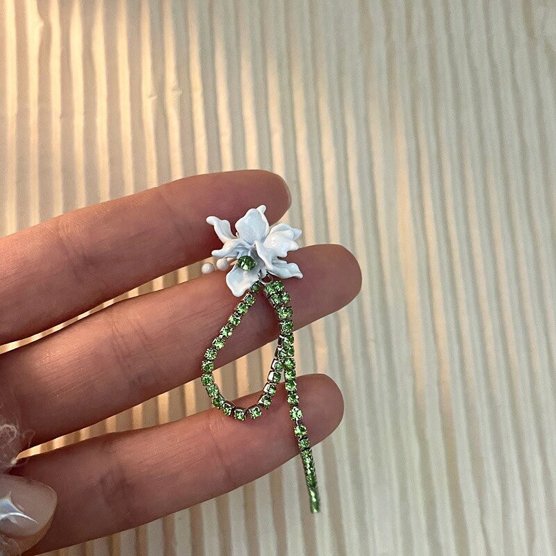 イヤーカフ　レディース　アクセサリー　韓国風　メタル　デザイン　花 (T) 2