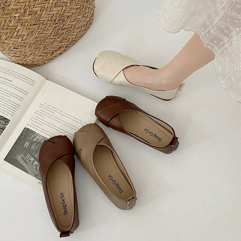 フラットシューズ　バレエシューズ (T)