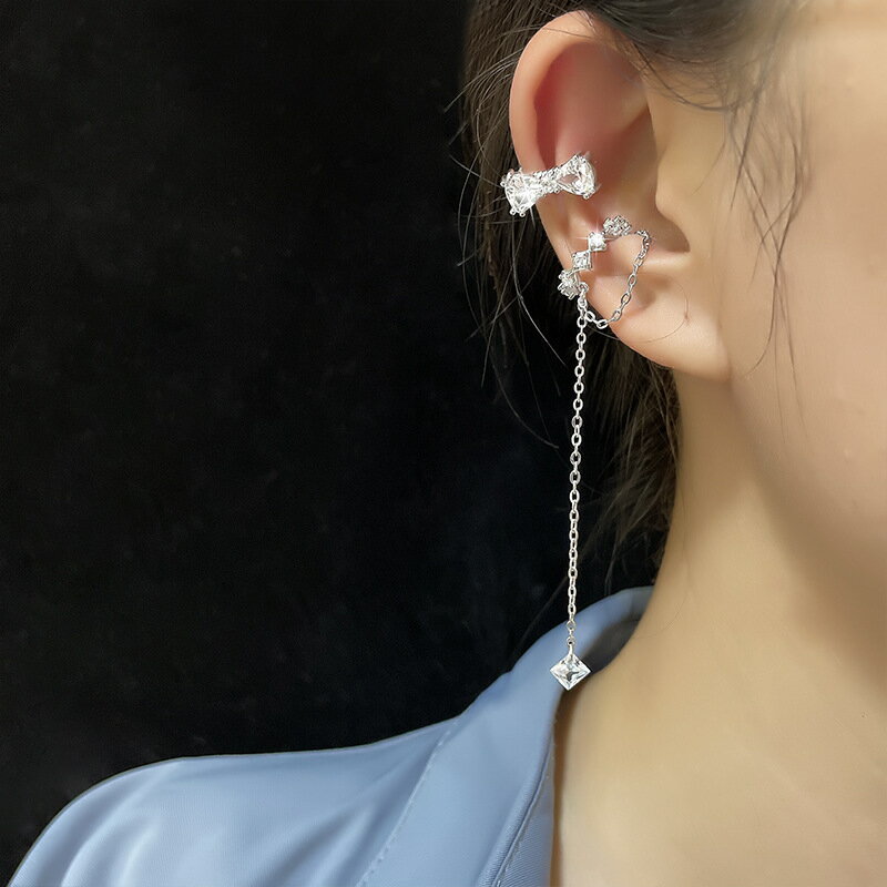 イヤーカフ　蝶結びデザイン (T)