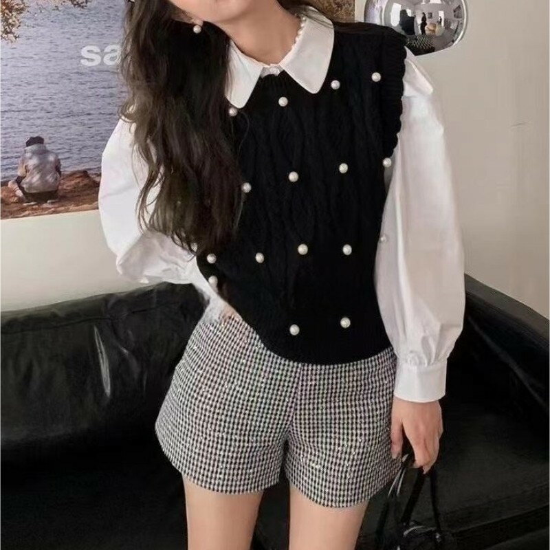 ニットトップス　ベスト　パール付き (T)